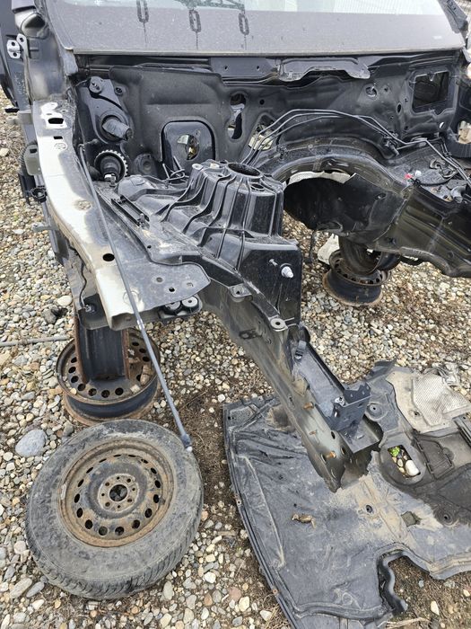 Lonjeron, aripa spate, Mercedes w213 facelift