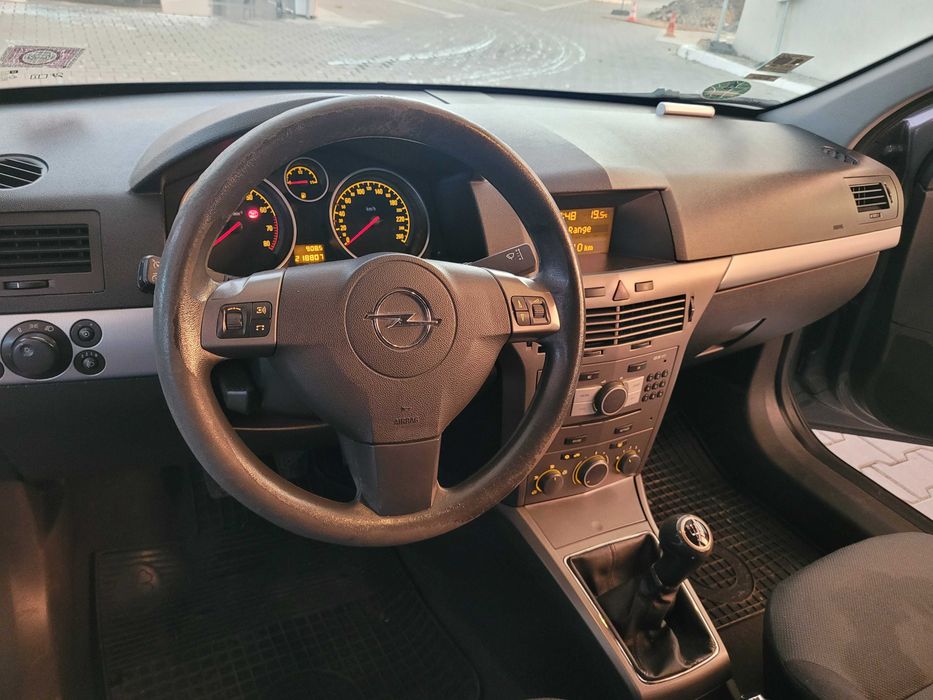 OPEL Astra 2006 — imagine 3