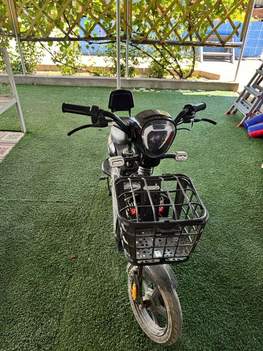 Электроскутер sk8