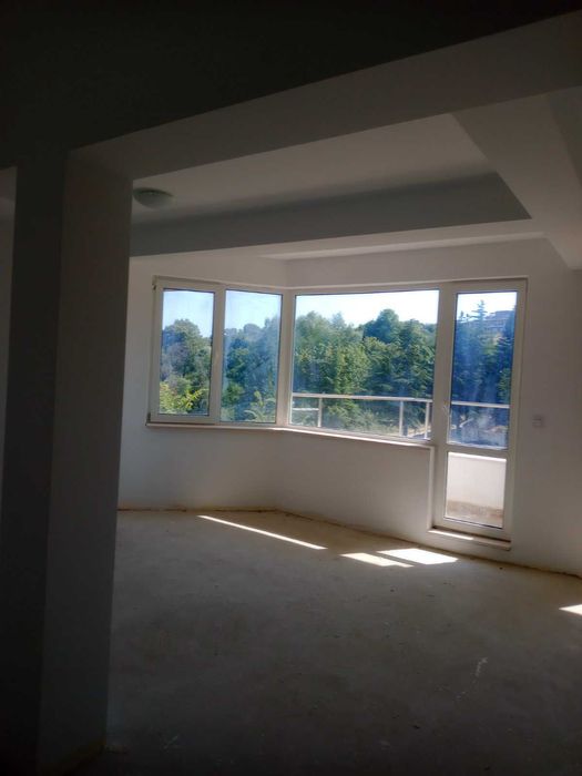 Продава се Двустаен апартамент в Варна, Левски - 72 кв.м за 764 €/кв.м - Снимка #3