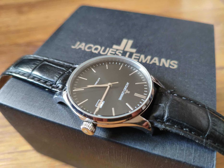 Часовник Jacques Lemans 1-2073A