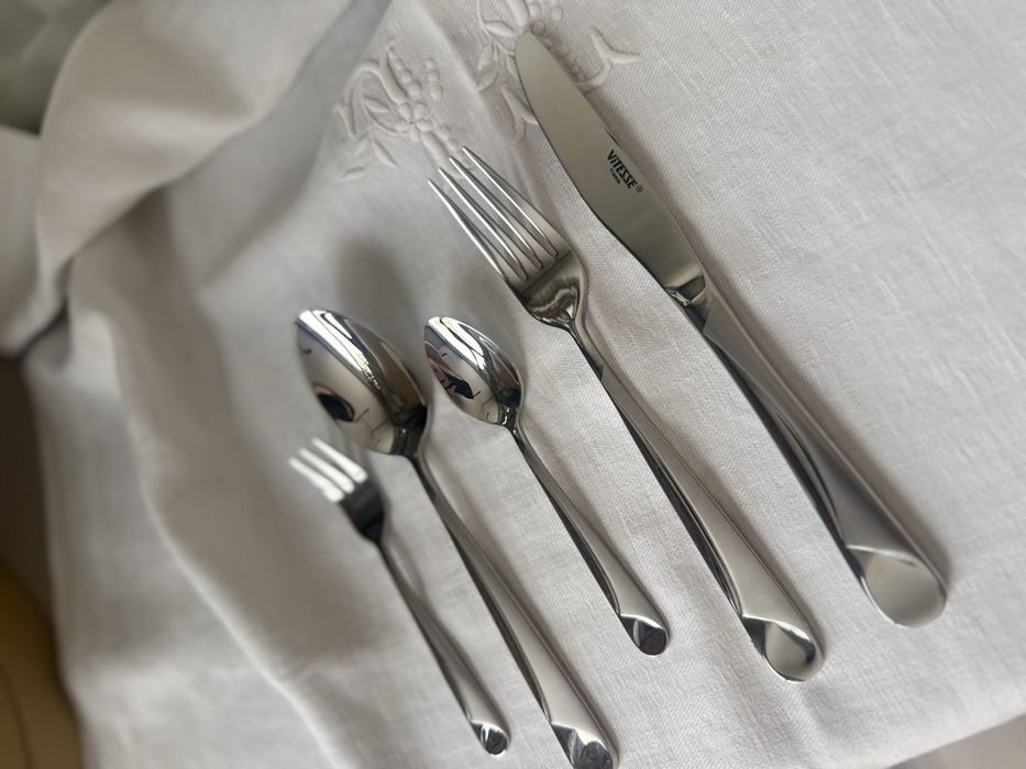 Набор столовых приборов на 12 персон Vitesse