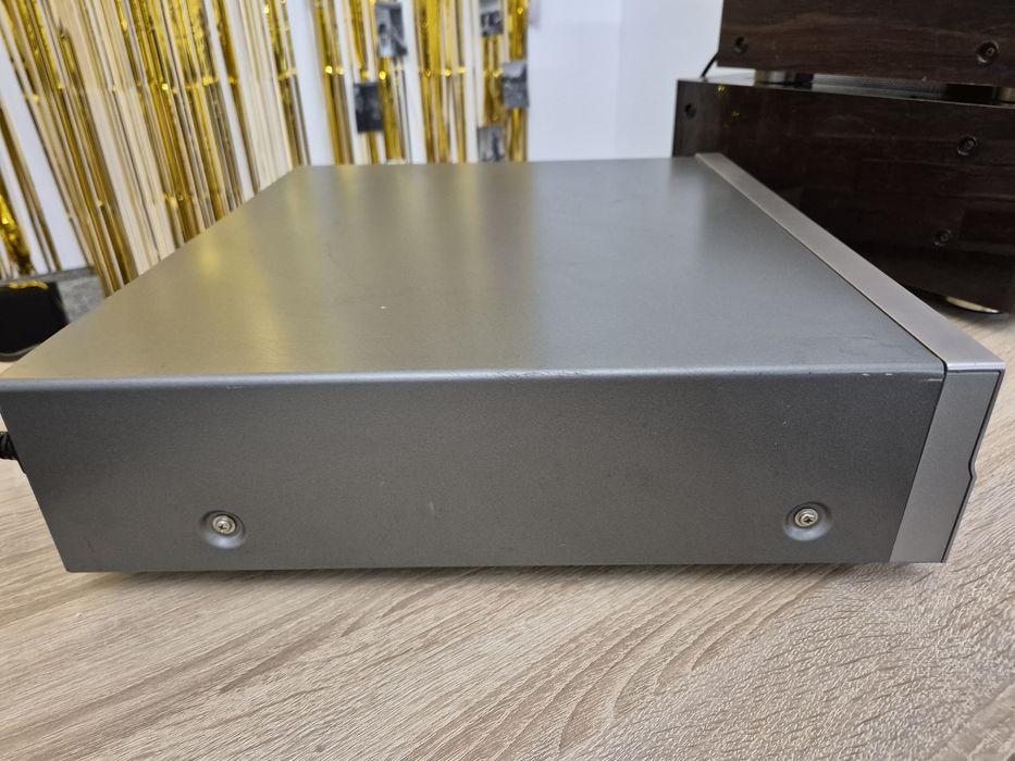 CD Player Yamaha CDC-697 – 5 Disc Changer – Sunet Hi-Fi