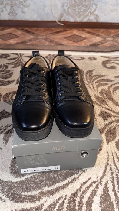 Продам обувь Christian Louboutin