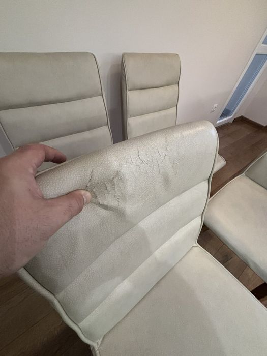 Трапезни столове