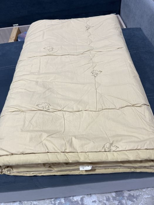 Продам одеяло верблюжье.