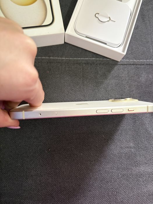Продажба Iphone 15