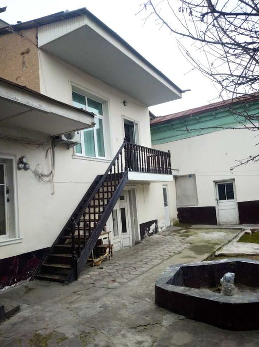 Toshkent shahrida Hovli sotiladi