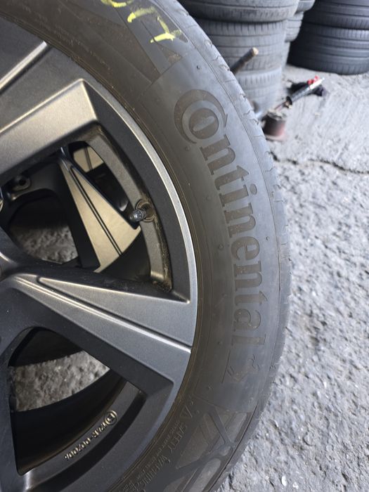 Jante cu anvelope 235/55/18 Continental