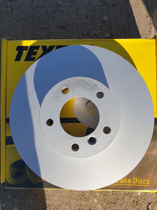 Передний тормозной диск BMW E-39M