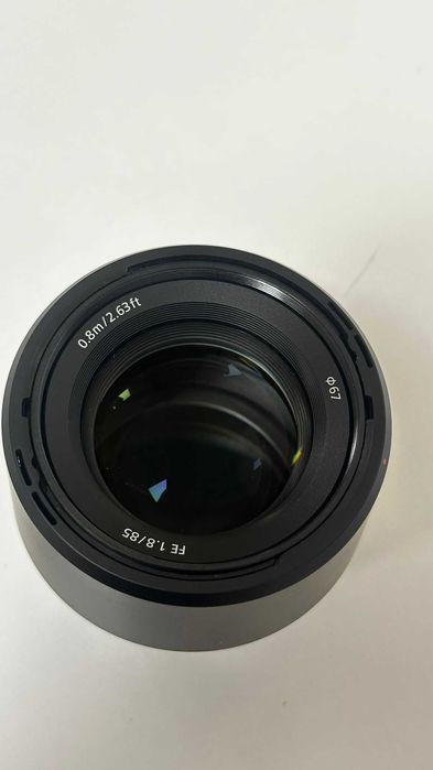 Obiectiv Sony FE 85mm F1.8