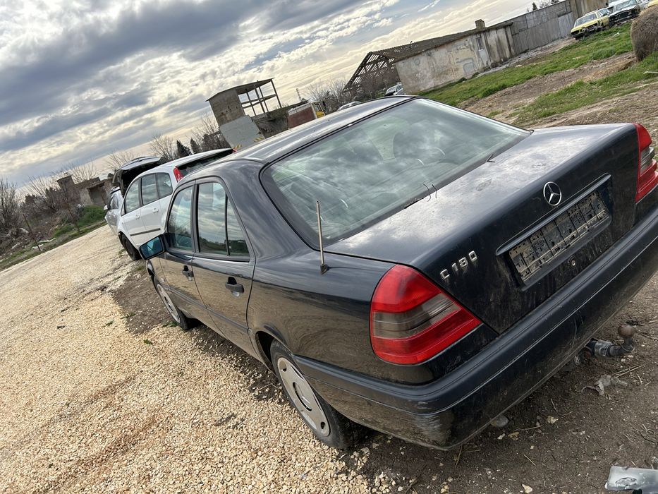 Mercedes C180 на части