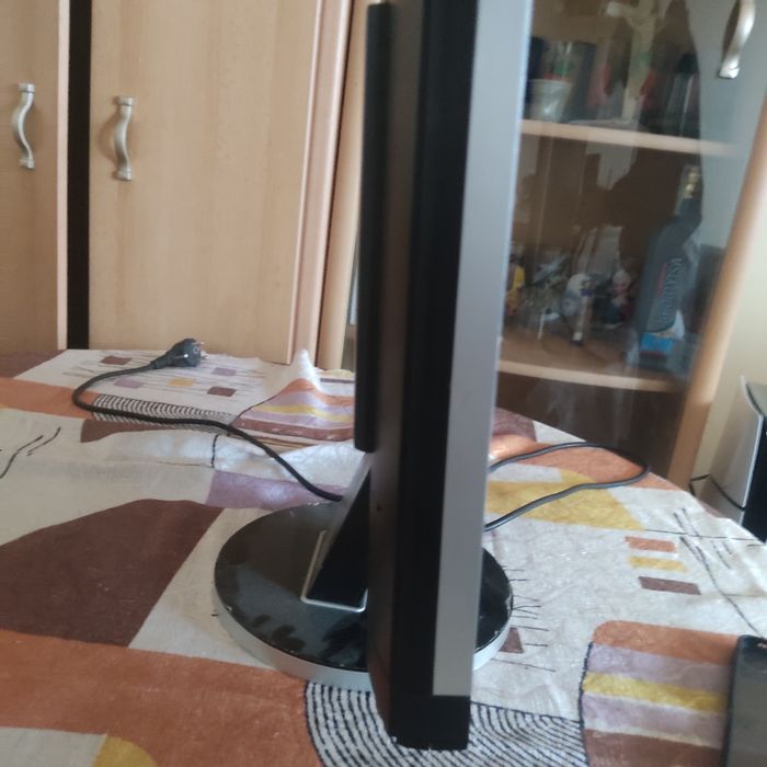 Монитор KSA за работа