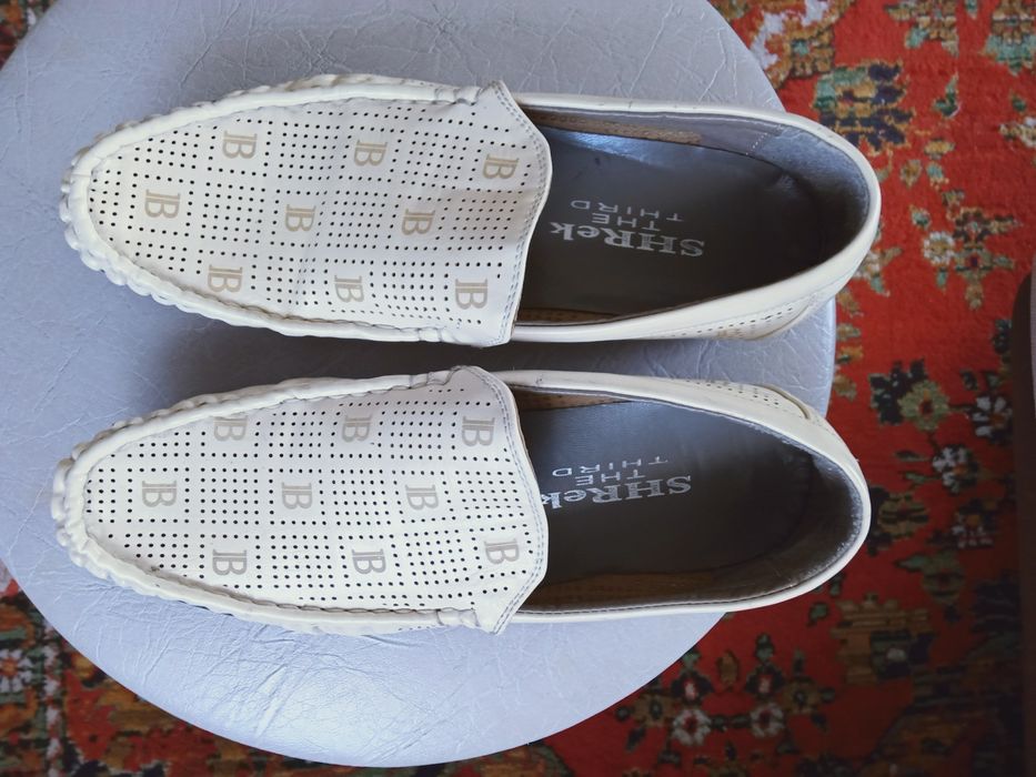 Продам туфли для мальчика 36размер