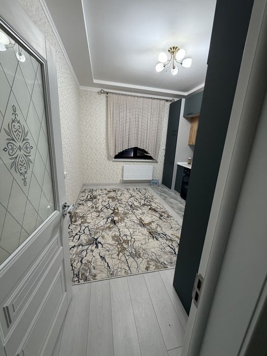 Gulistonda yangi qurilgan domda ideal rimontli dom