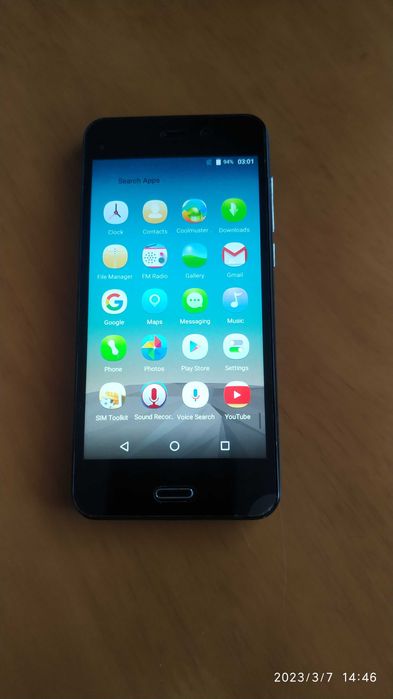 Продавам запазен малък телефон Gretel A7 за GPS навигация на кола