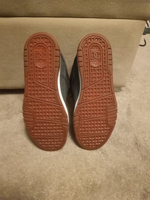 Чисто нови DC Stag skate shoes 43 номер