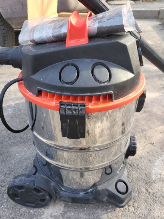 Строительный пылесос