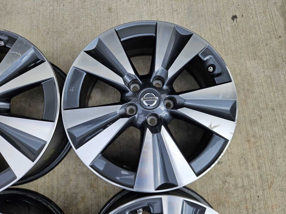 Jante R17 5x114.3 NISSAN Pulsar,Leaf,Qashqai,Juke,X-Trail;DUSTER,RENAULT+SENZORI