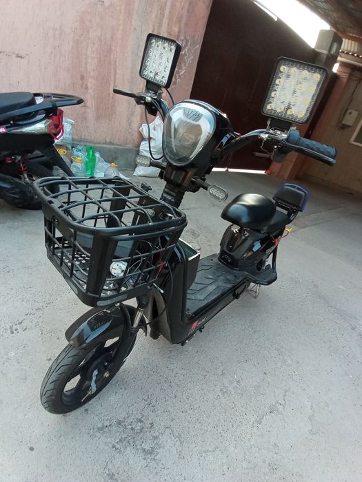 Скутер sk8 сатылады