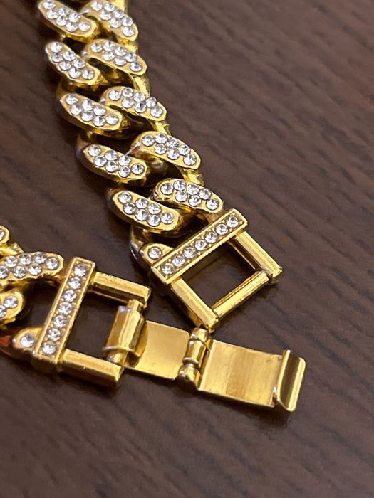 Vând lanț CARE IMITĂ AURUL king, realist