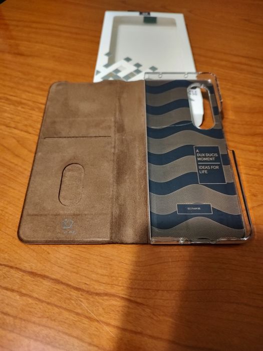 Husa Z Fold 4 Dux Ducis Brill  - Impecabila + Cadou
