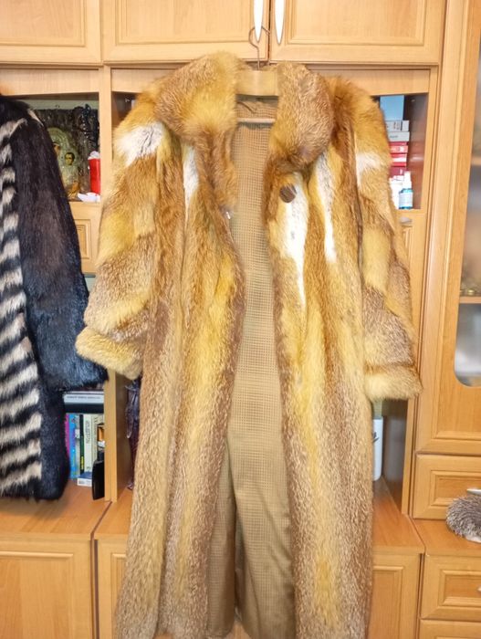 Palton de blana    .