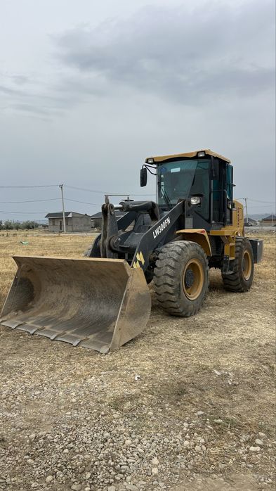 Услуги погрузчика,погрузчик экскватора (3в1)
