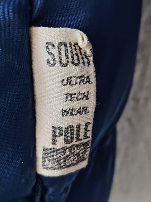 Geacă cu 2 fețe cu puf.