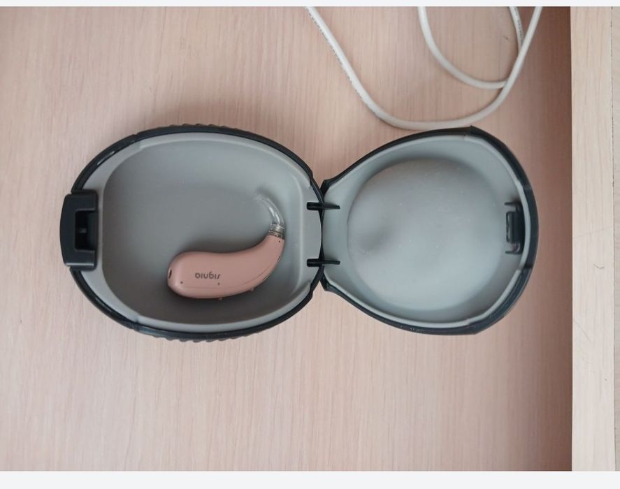 Продам слуховой аппарат