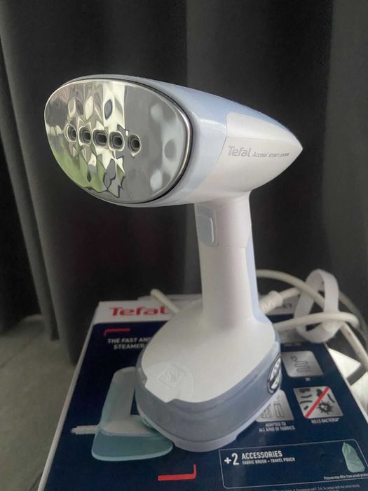 Aparat de calcat vertical Tefal Access Steam Pocket DT3050E1- ca nou