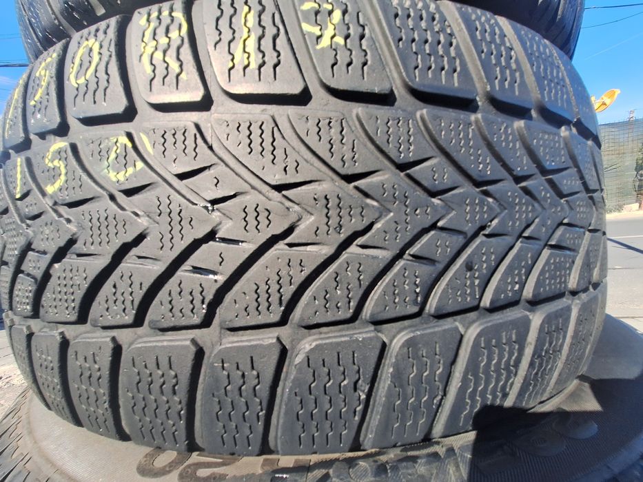 2 anvelope iarna 225/50r17 Dunlop rft Montaj Gratuit
