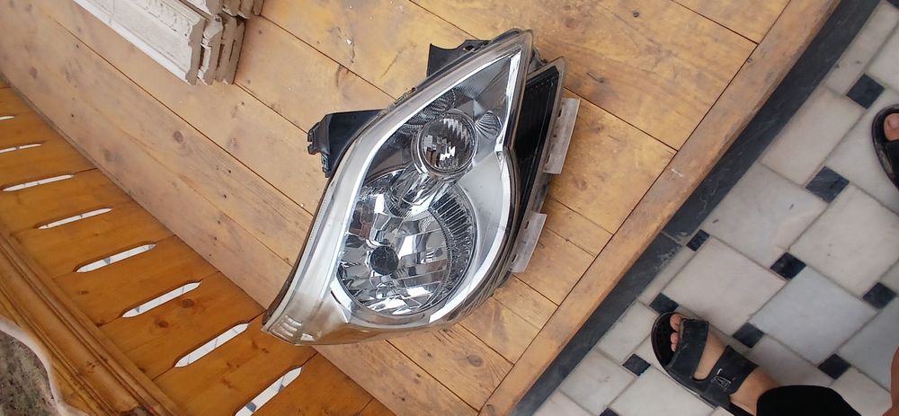 Kobillt ong taraf far