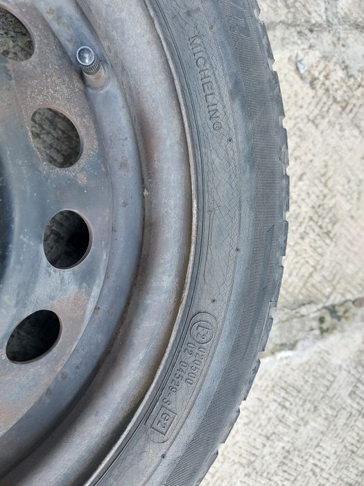 Външна резервна гума Alpin с джанта за Nissan Micra K11