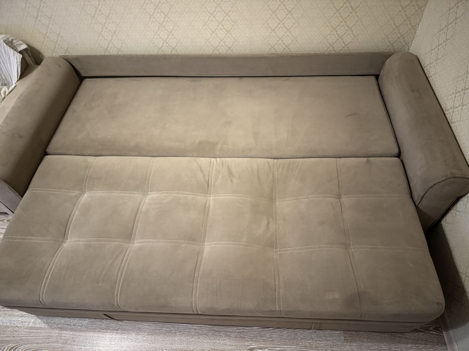 Диван раскладной б/у