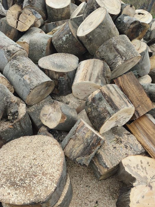 Aduc lemne pe comanda