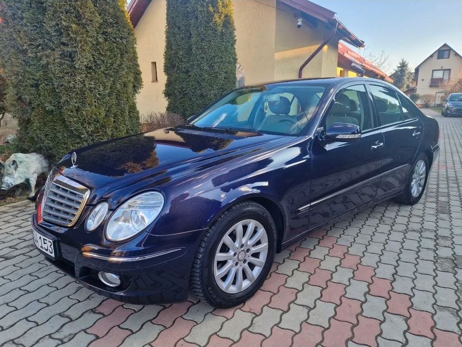 Mercedes-Benz E Mercedes E200 benzina 1,8 Kompressor 2009 automat PERNA AER
