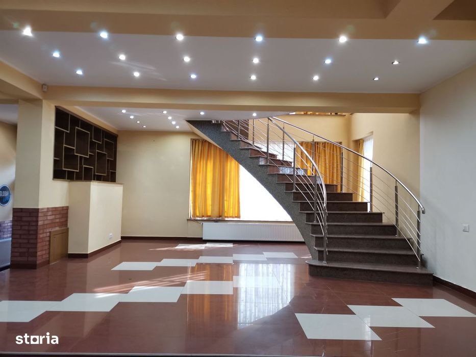 Vila str Garlei cu garaj dublu