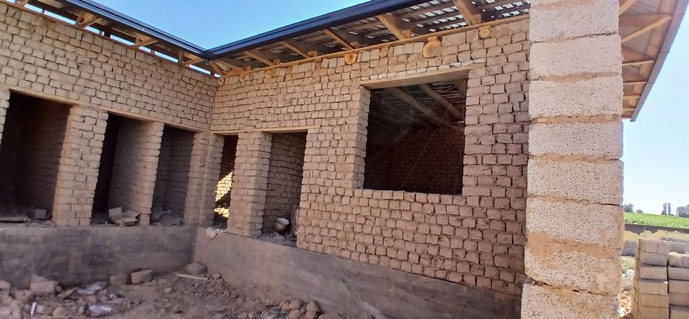 Uy sotiladi ! Pabedada