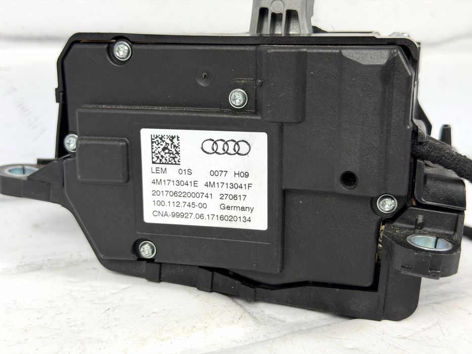 Избирач Селектор AUDI Q7 4M 4M1713041E