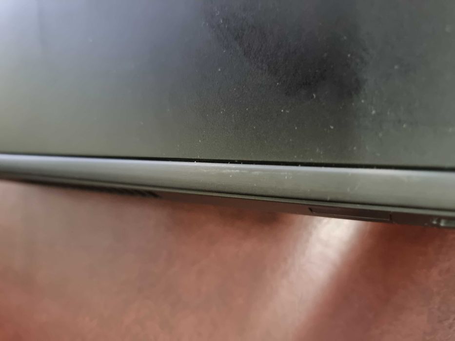 Лаптоп Dell Intel Core i5-8350U