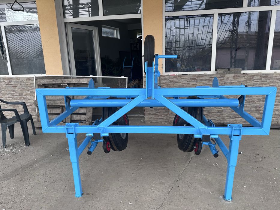 Masina intins folie si banda picurare NOUA