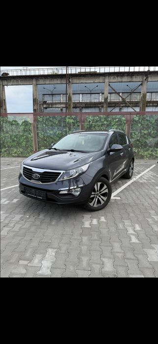 KIA Sportage 2010 — imagine 2