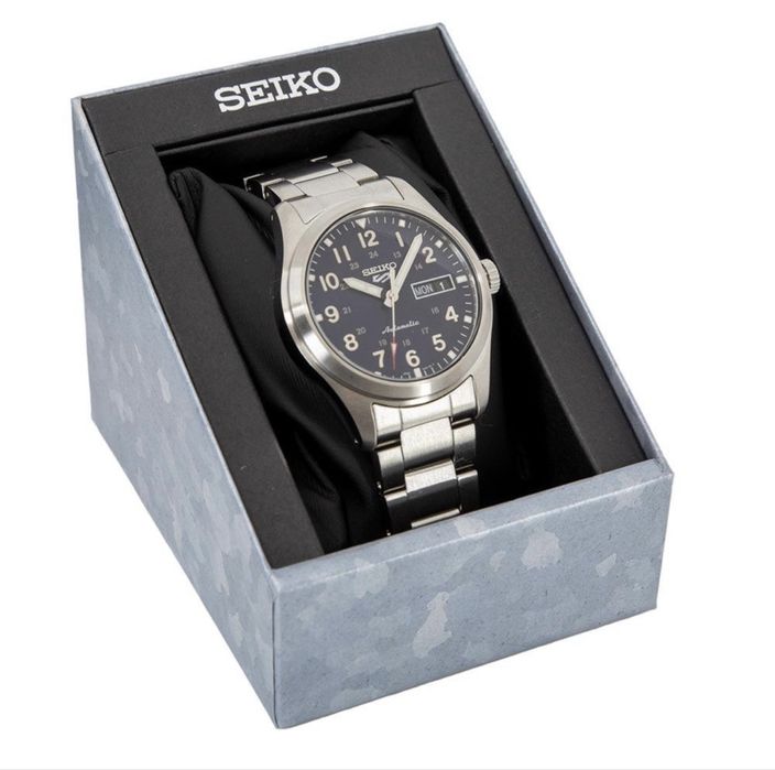 Seiko 5 Field 39.4mm Blue dial SRPG29 ORIGINAL