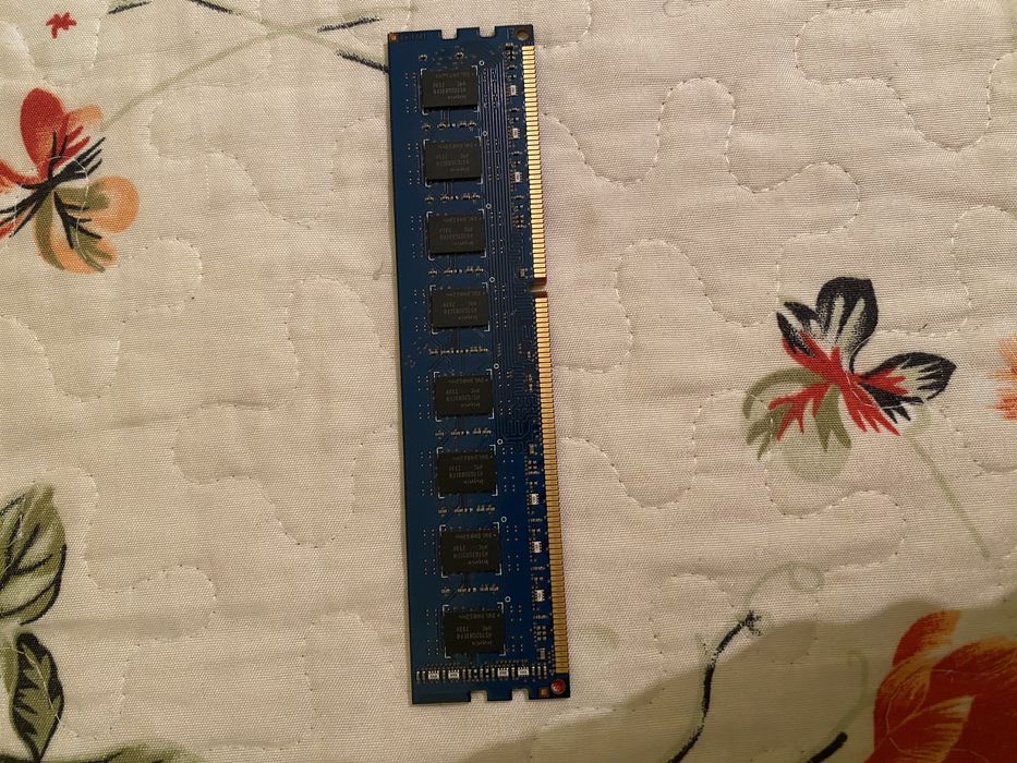 Vand ram ddr3 4GB hunix.