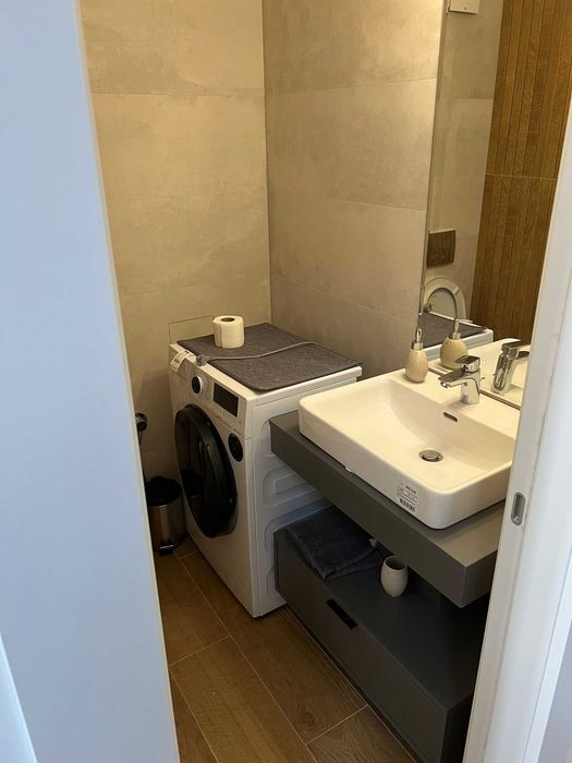 Apartament două camere de închiriat în București (zona Unirii)