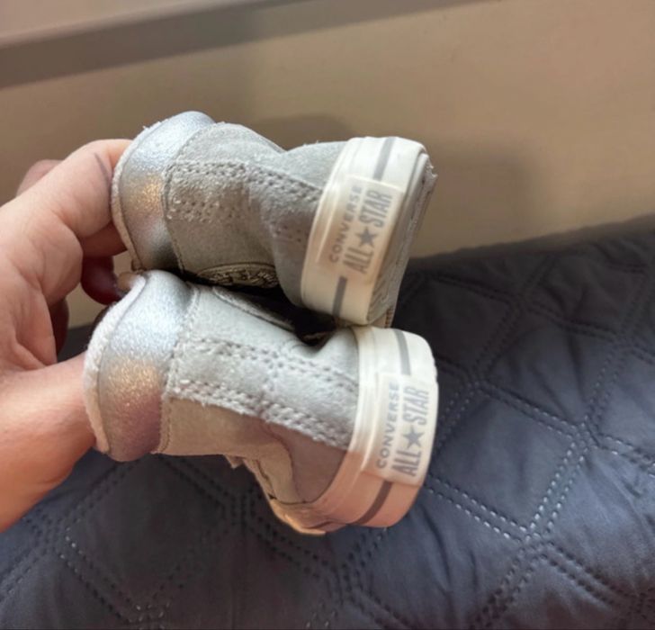 - Ghete converse mărimea 20