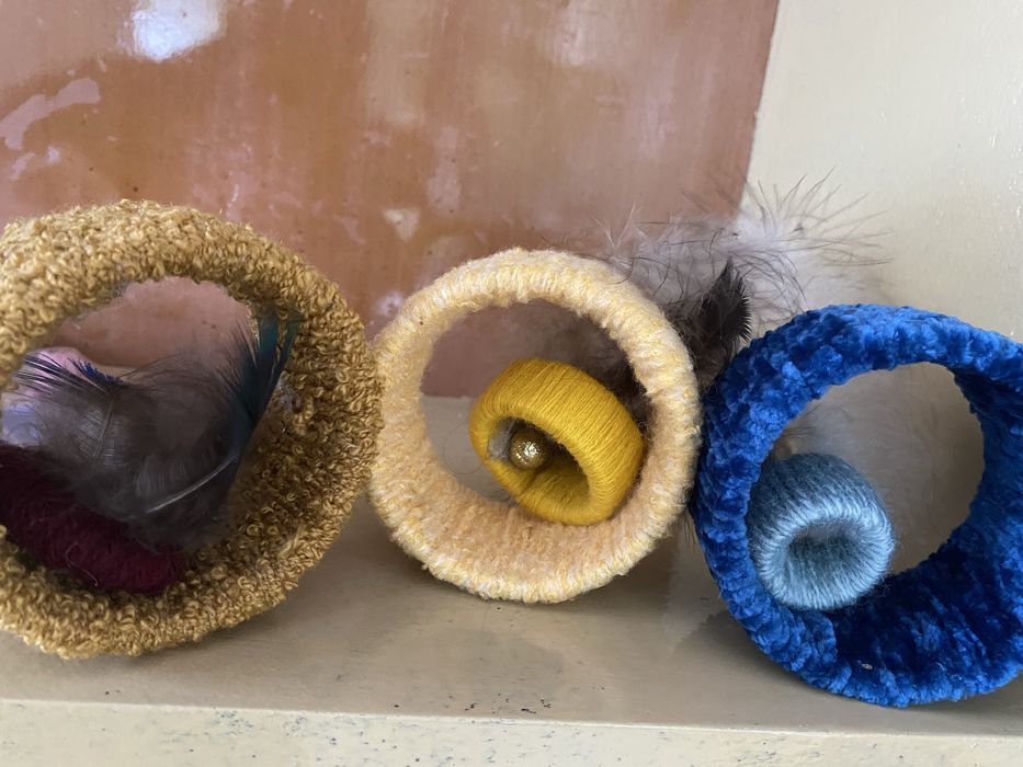 Ръчно играчка кокал със звънче