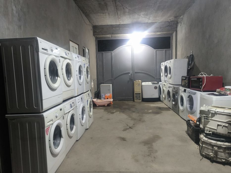 Стиральная машинка samsung diamond в хорошем состоянии почти новый ест