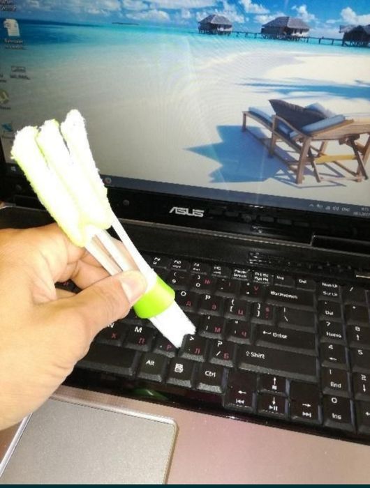 Продавам многофункционална четка